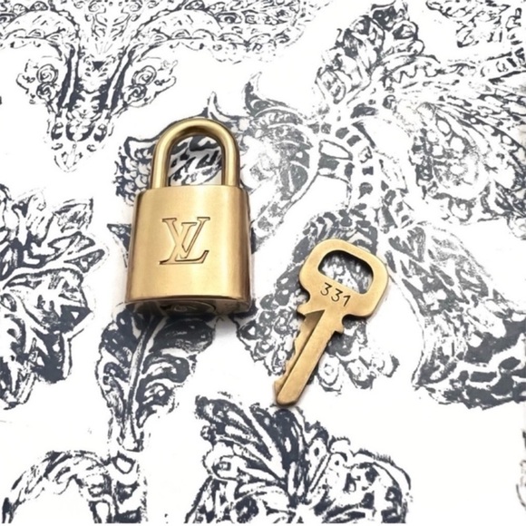 Louis Vuitton LV 100% Authentic Lock and Key #331 - Picture 5 of 11